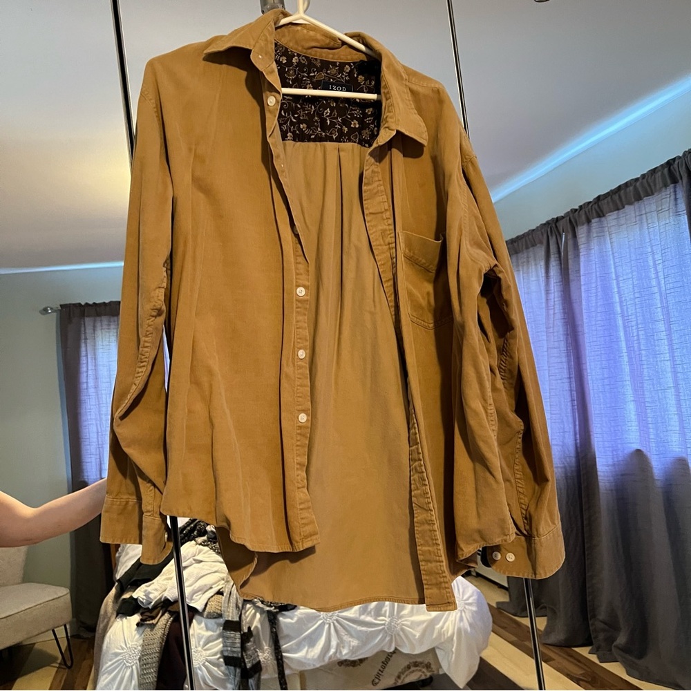Izod Jeans Tan Button Down XL